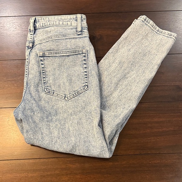 Wild Fable Light Blue Distressed Boyfriend Jeans - Picture 4 of 4